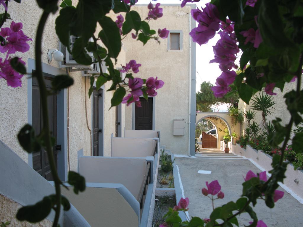 Hotel Adonis (Adults Only) Kamari  Bagian luar foto