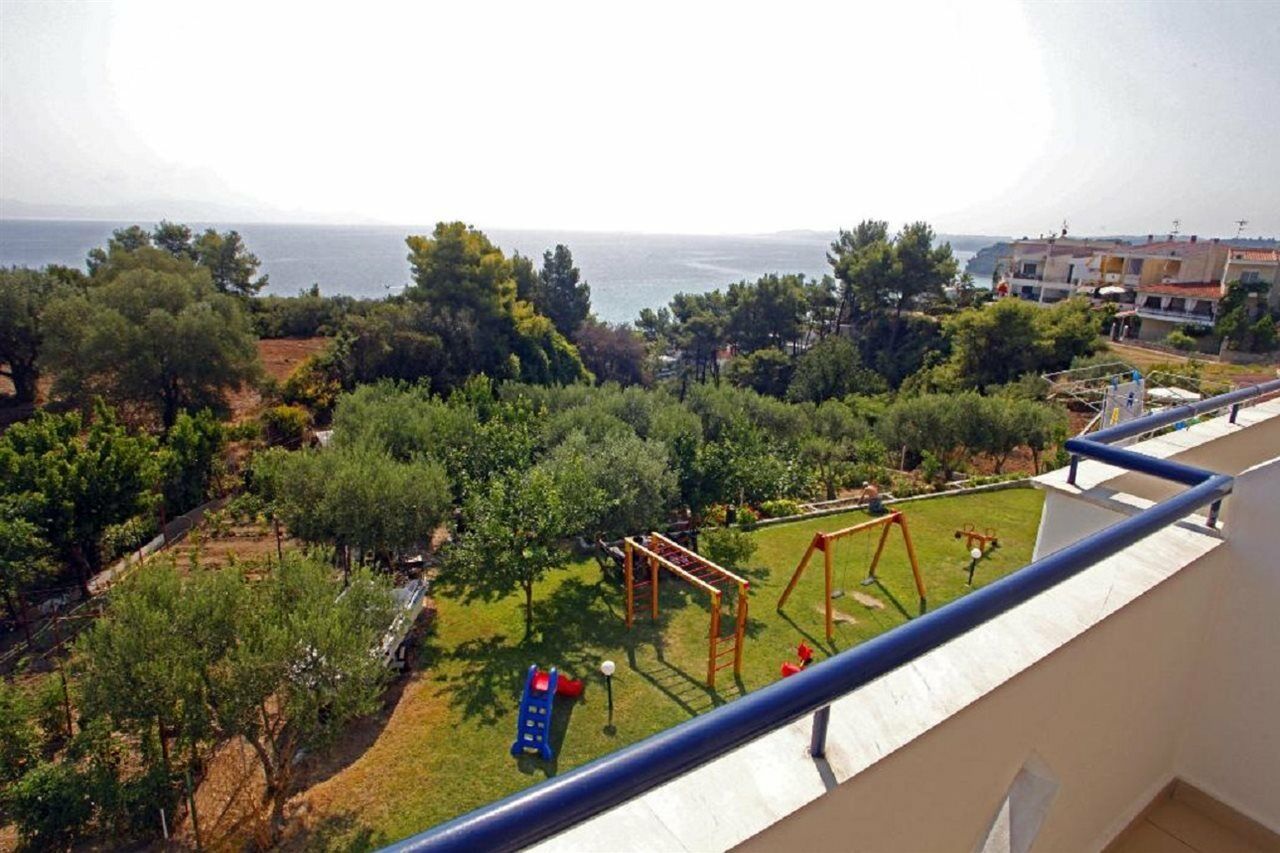 Hotel Adonis (Adults Only) Kamari  Bagian luar foto
